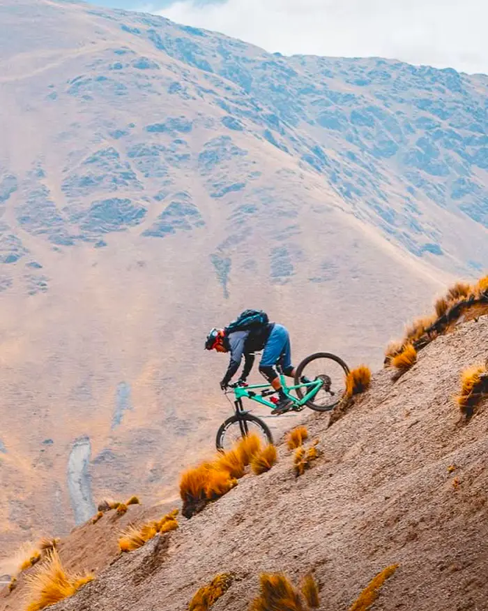 The loose, dusty surface requires constant reading to avoid losing traction.